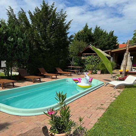 Rozsa Apartman 2 Alsoors Bagian luar foto